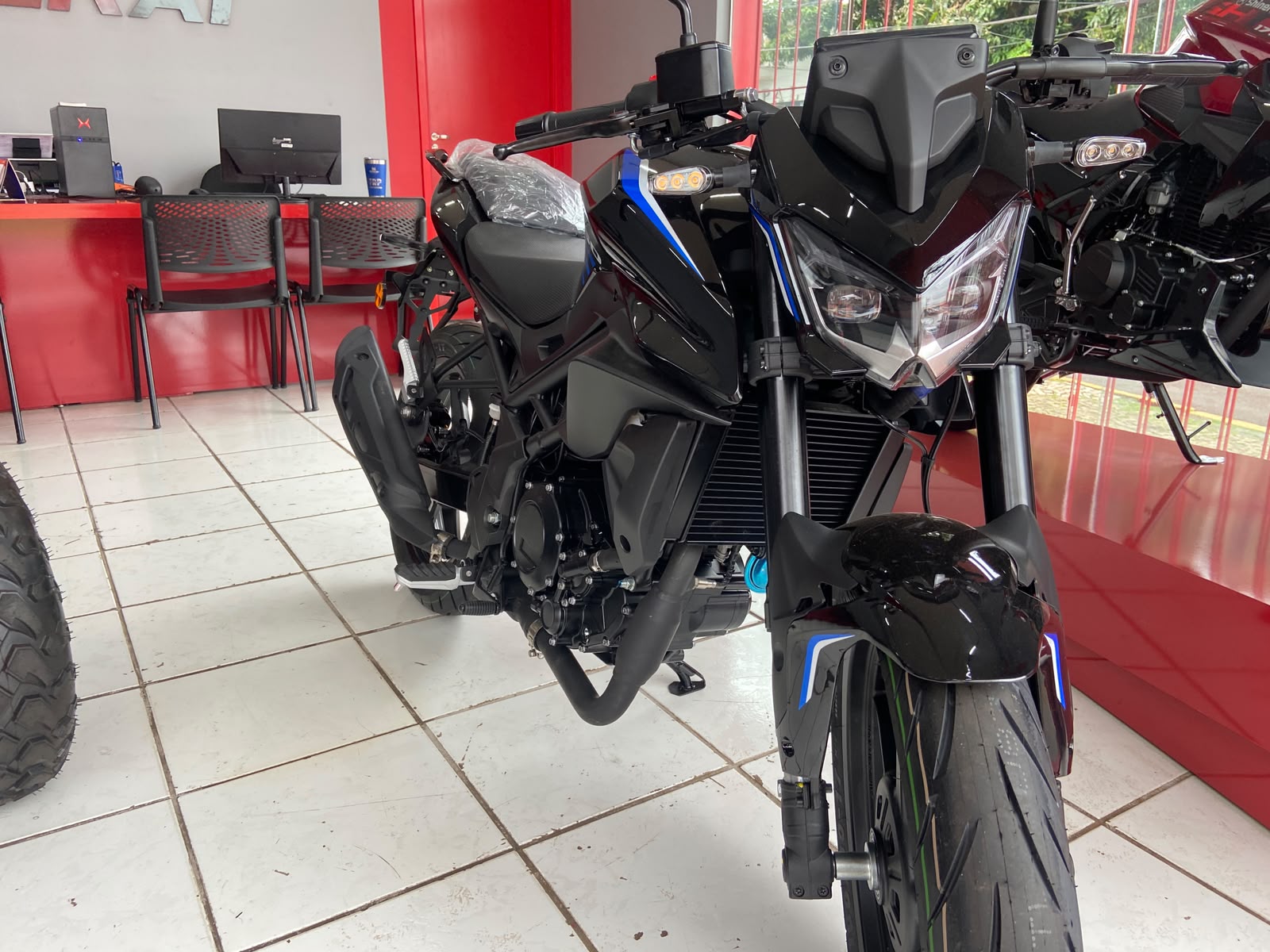 FLASH 250