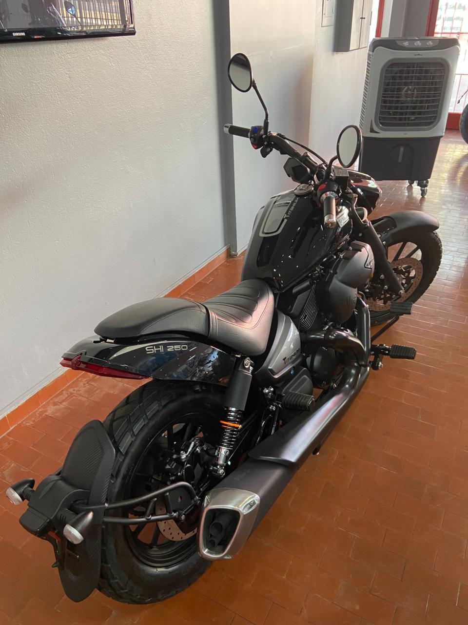 TITANIUM 250
