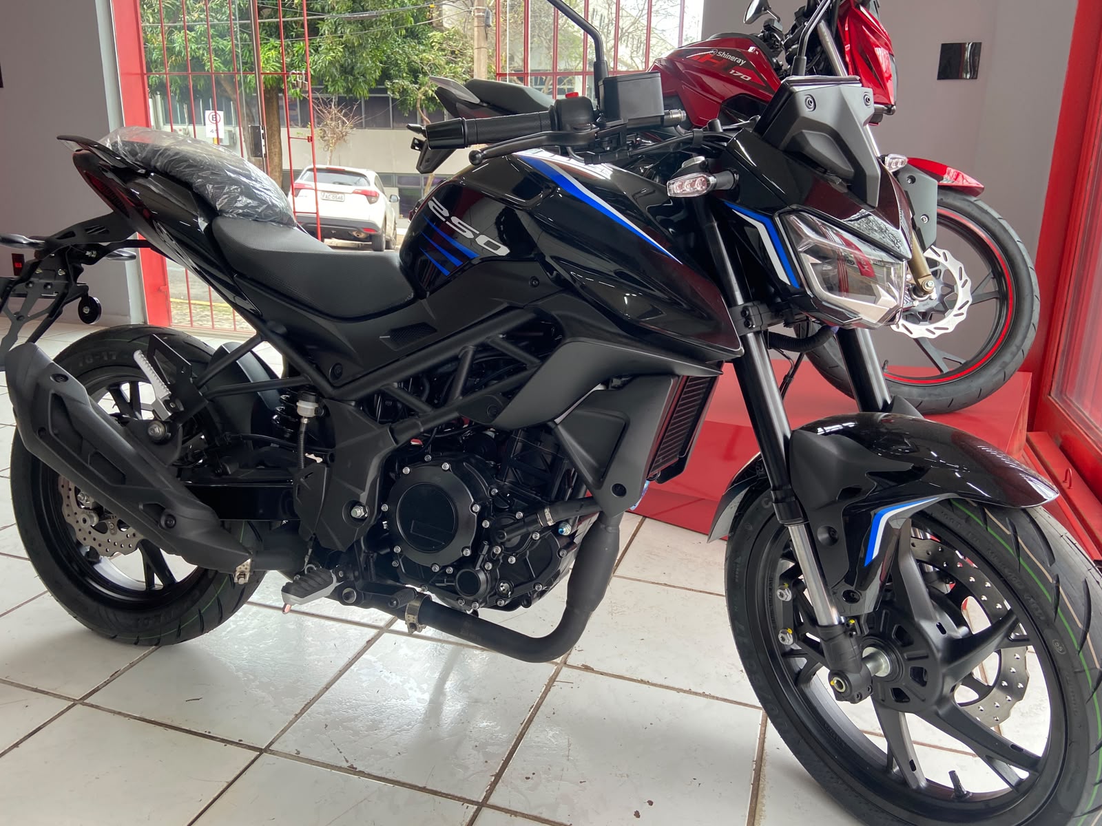 FLASH 250