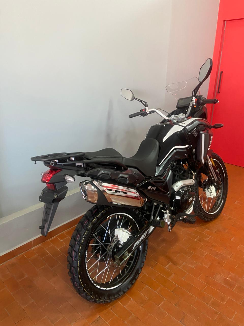 SHI 250 EFI